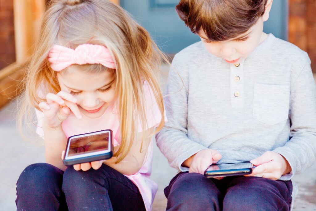 Connected children: growing up with digital